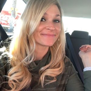 Meet your Posher, Renee